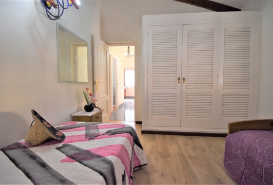 Rynek wtórny - Villa - Orihuela Costa - Villamartin