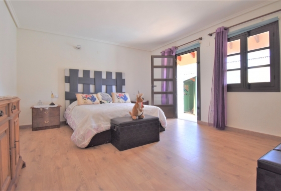 Rynek wtórny - Villa - Orihuela Costa - Villamartin