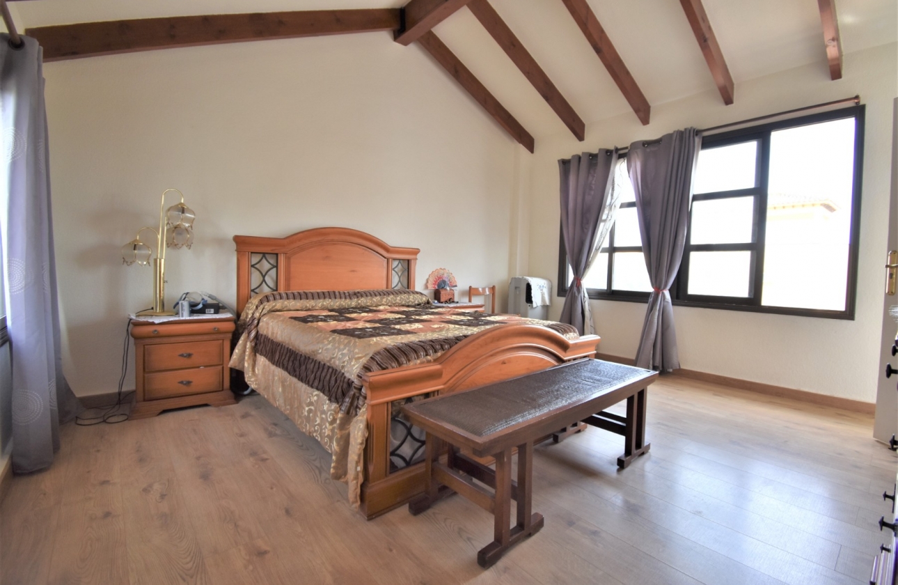 Rynek wtórny - Villa - Orihuela Costa - Villamartin