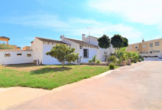 Rynek wtórny - Villa - Orihuela Costa - Villamartin