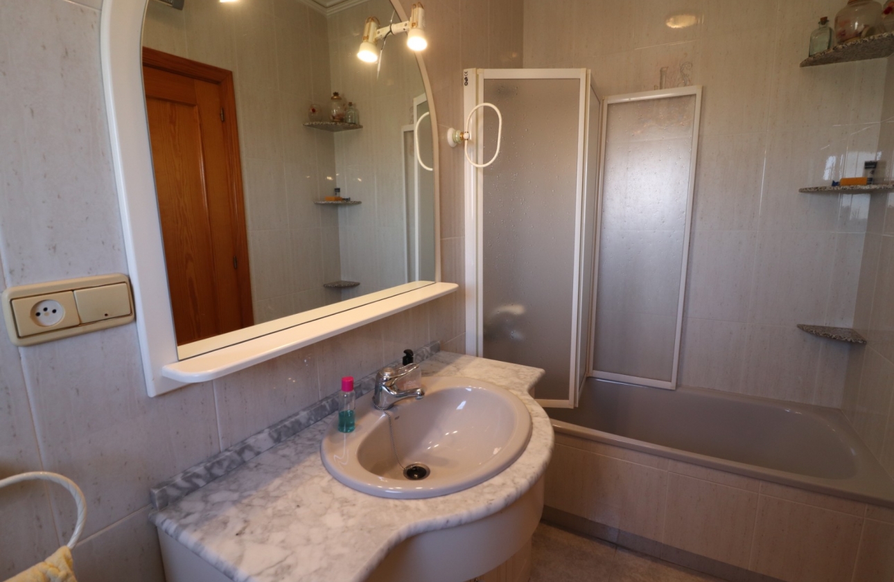 Rynek wtórny - Villa - Algorfa - Lomas de La Juliana