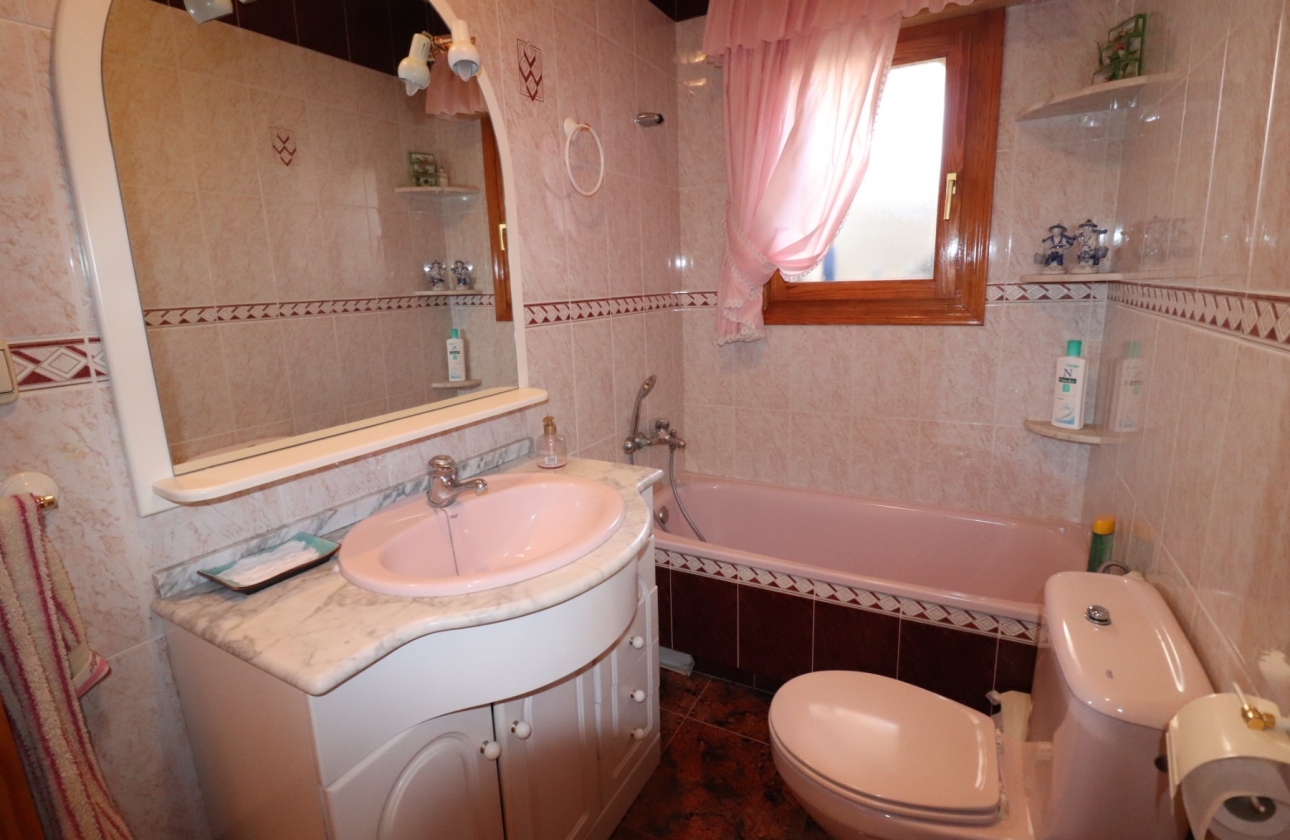 Rynek wtórny - Villa - Algorfa - Lomas de La Juliana