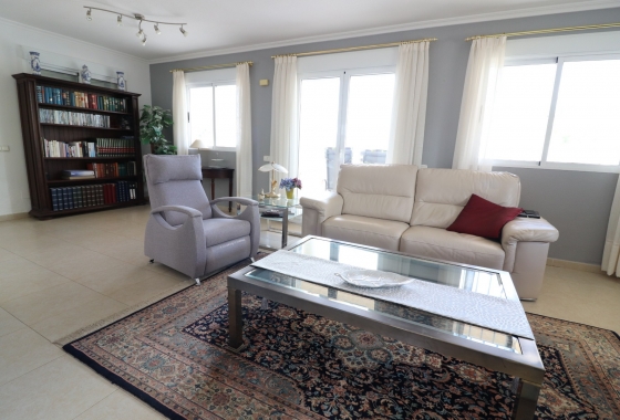 Rynek wtórny - Villa - Algorfa - Lomas de La Juliana