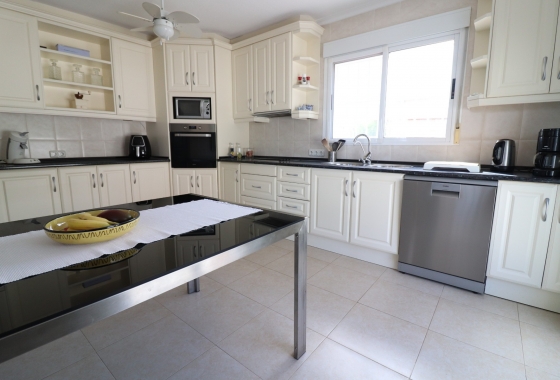 Rynek wtórny - Villa - Algorfa - Lomas de La Juliana