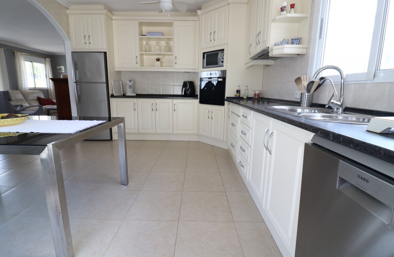 Rynek wtórny - Villa - Algorfa - Lomas de La Juliana