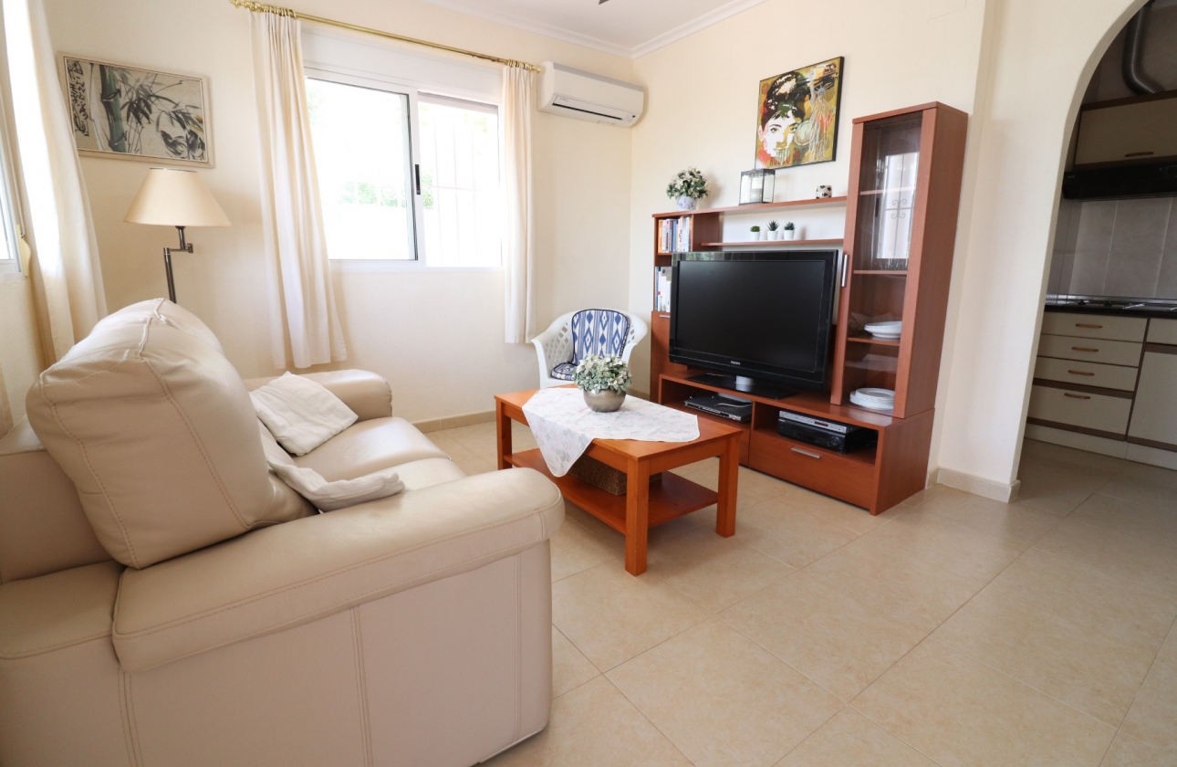 Rynek wtórny - Villa - Algorfa - Lomas de La Juliana