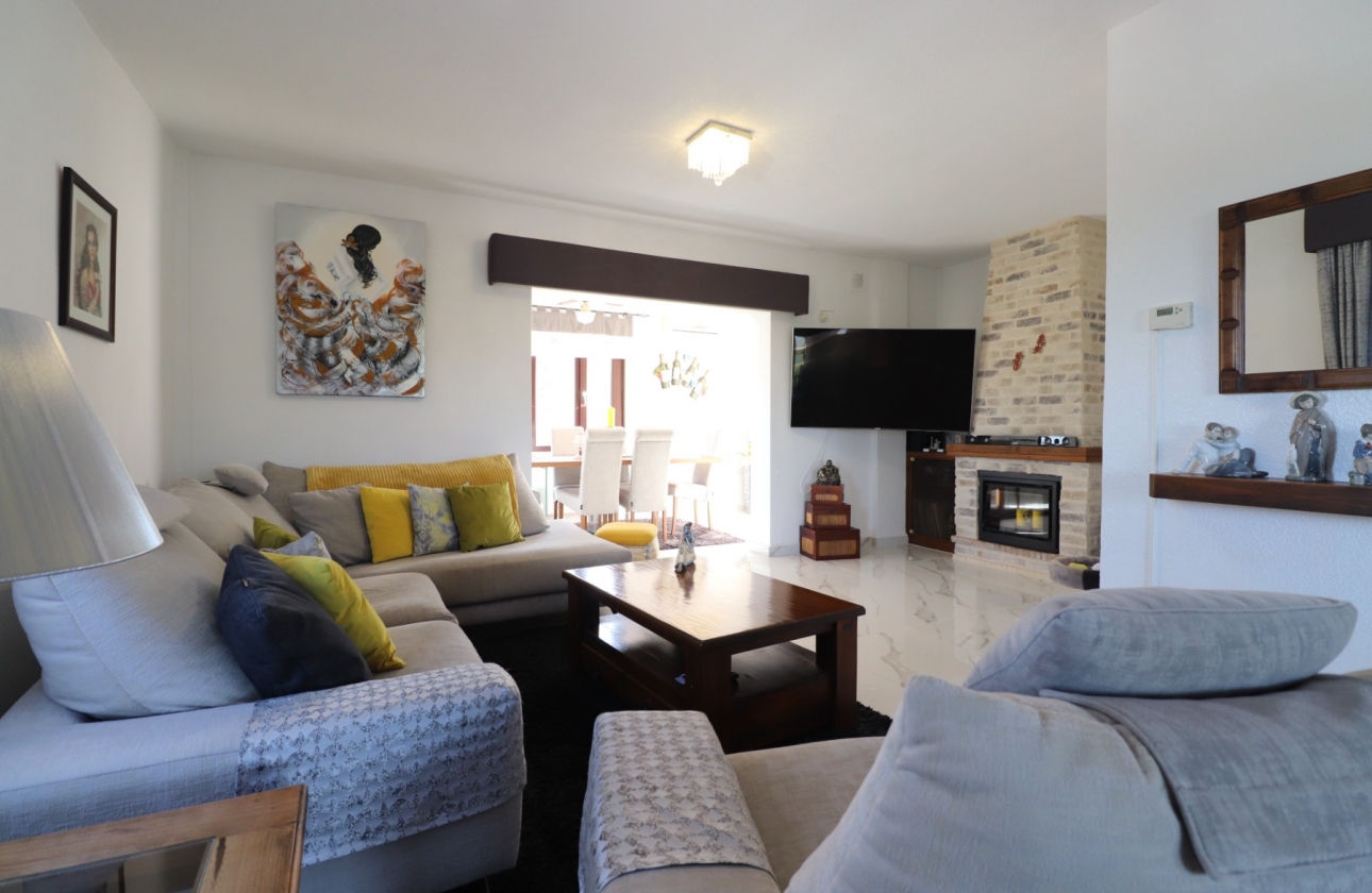 Rynek wtórny - Villa - Algorfa - Lomas de La Juliana