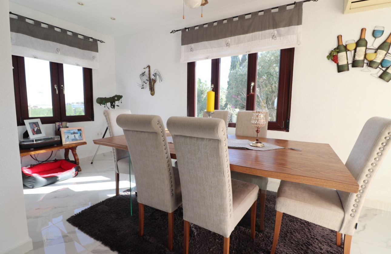 Rynek wtórny - Villa - Algorfa - Lomas de La Juliana