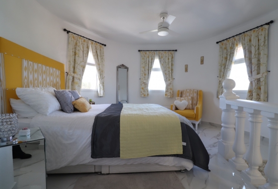 Rynek wtórny - Villa - Algorfa - Lomas de La Juliana