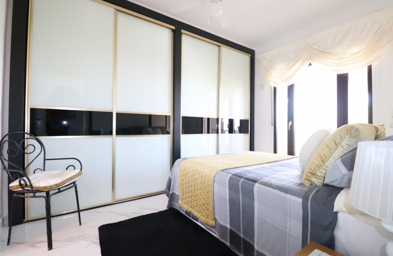 Rynek wtórny - Villa - Algorfa - Lomas de La Juliana