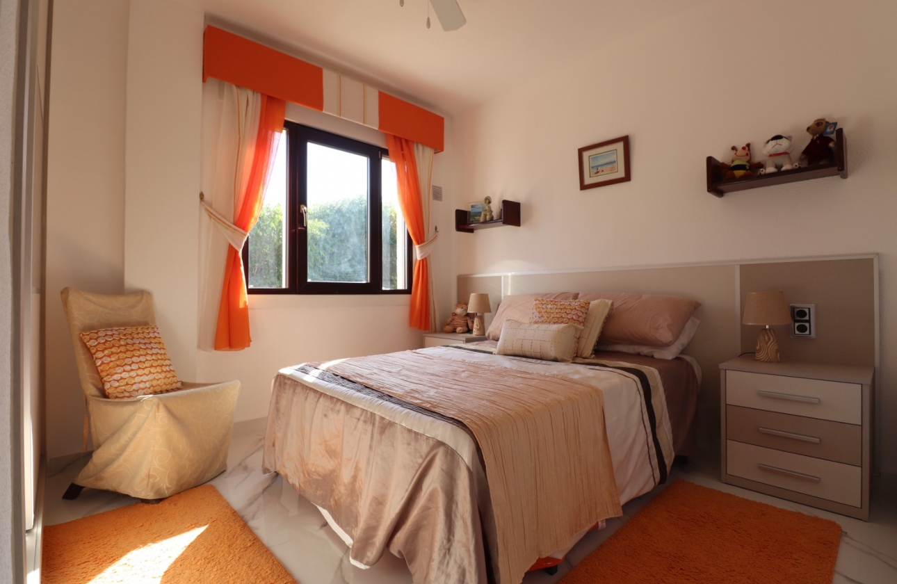 Rynek wtórny - Villa - Algorfa - Lomas de La Juliana