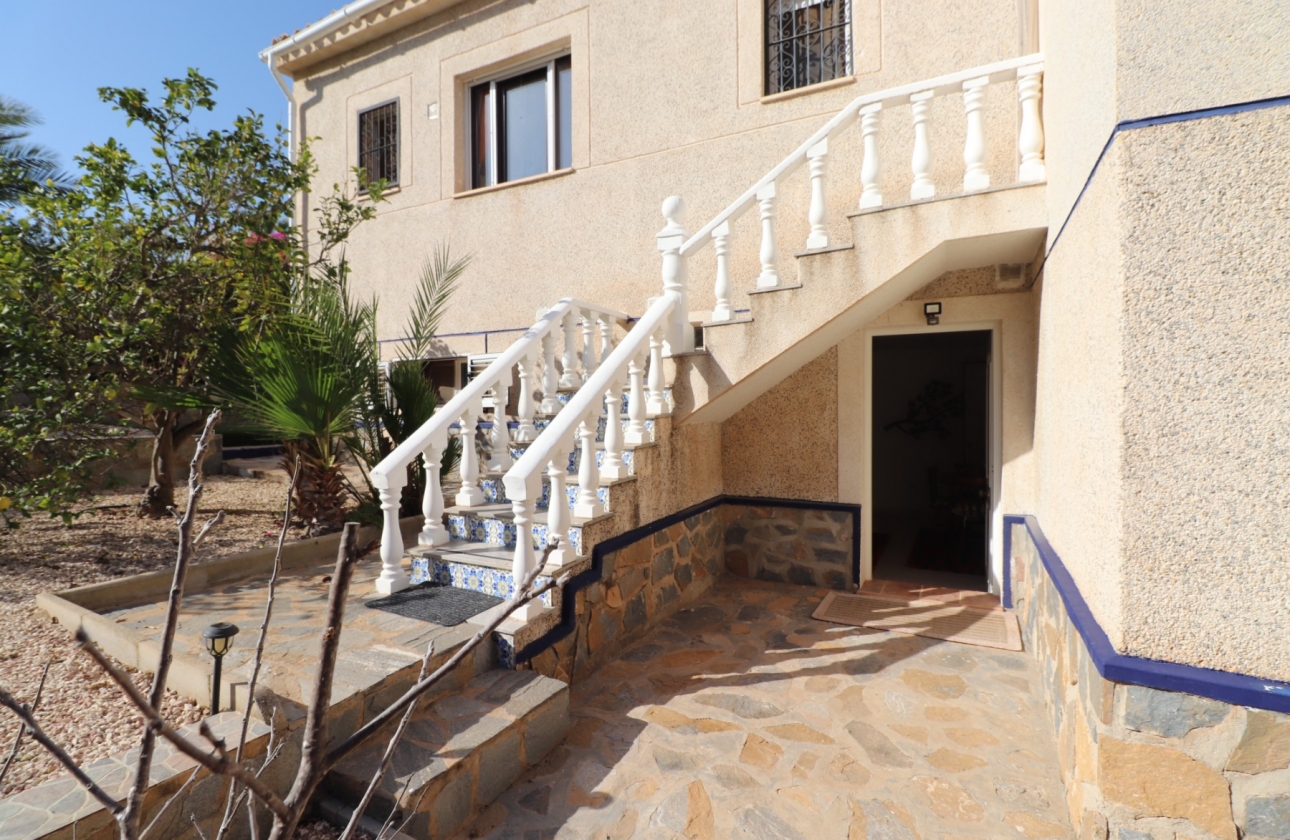 Rynek wtórny - Villa - Algorfa - Lomas de La Juliana