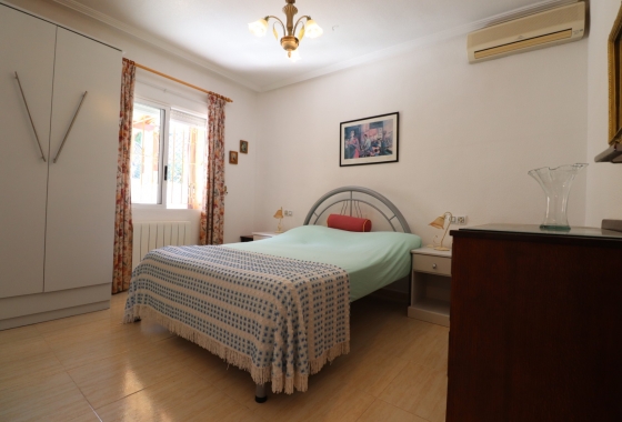 Rynek wtórny - Villa - Algorfa - Lomas de La Juliana