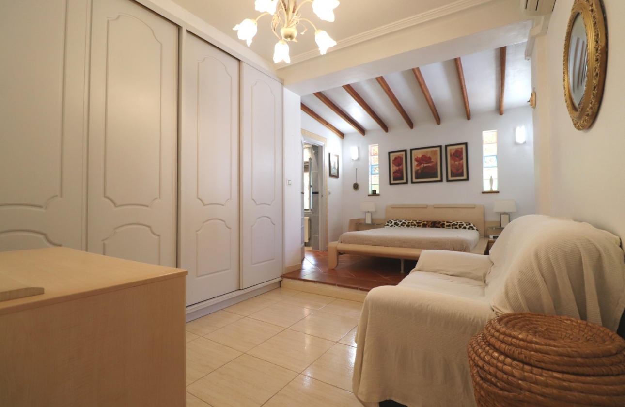 Rynek wtórny - Villa - Algorfa - Lomas de La Juliana