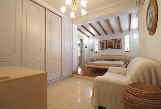 Rynek wtórny - Villa - Algorfa - Lomas de La Juliana