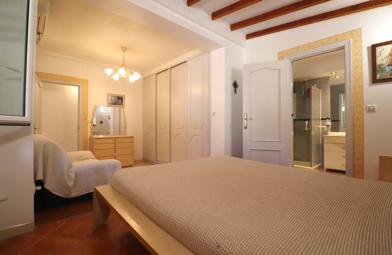 Rynek wtórny - Villa - Algorfa - Lomas de La Juliana