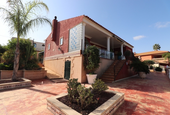 Rynek wtórny - Villa - Algorfa - Lomas de La Juliana