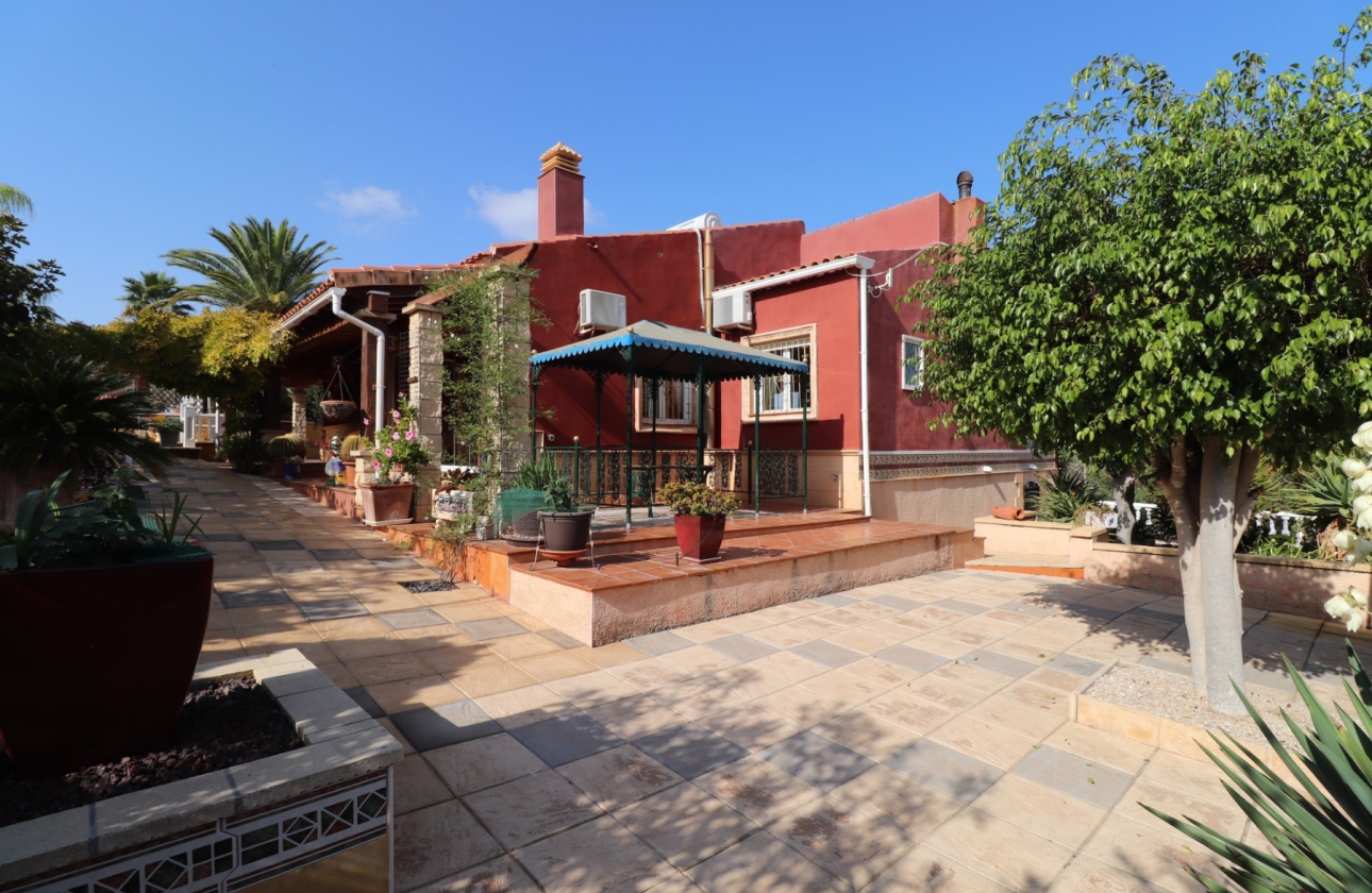 Rynek wtórny - Villa - Algorfa - Lomas de La Juliana