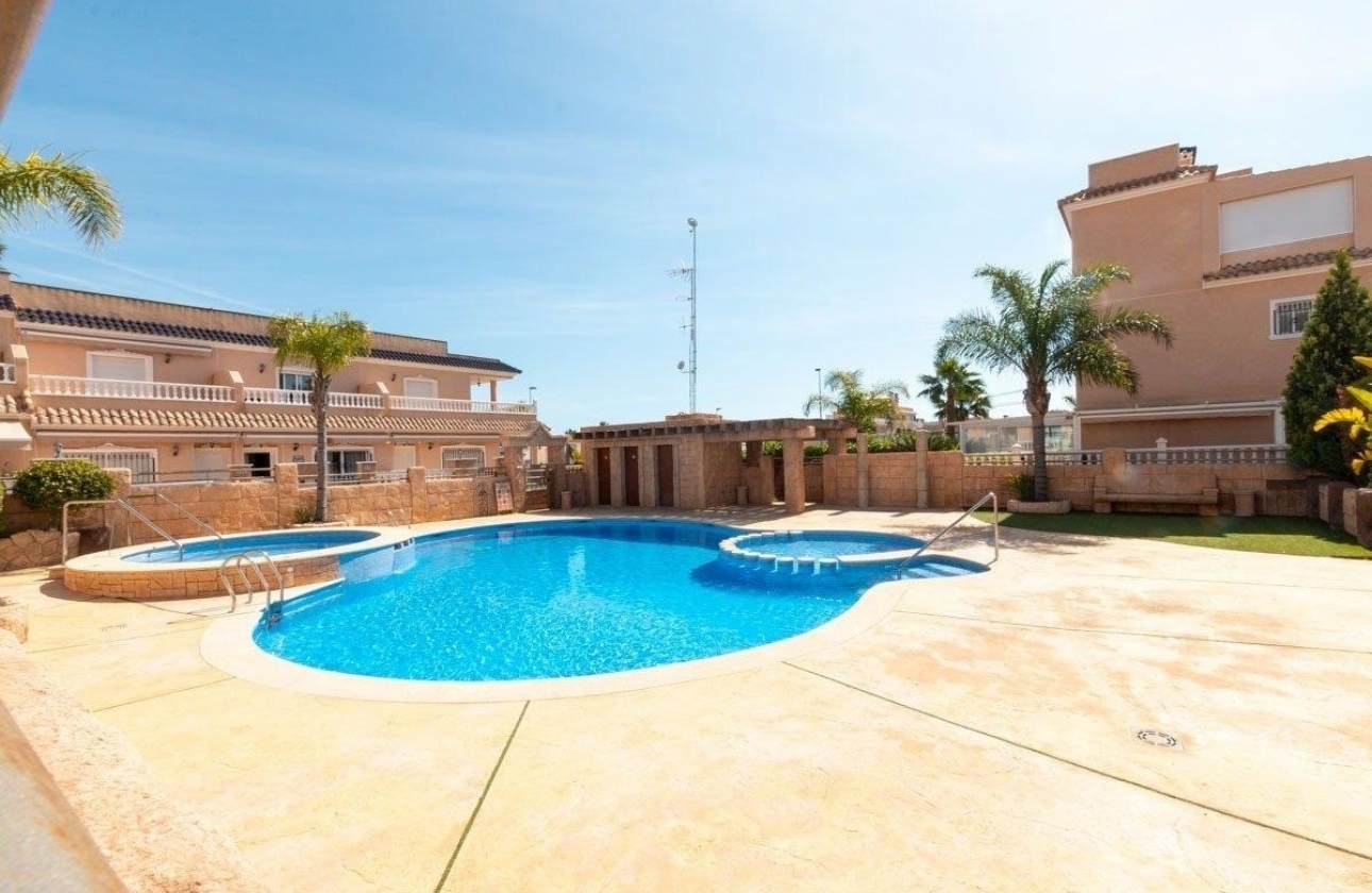 Rynek wtórny - Apartament - Orihuela Costa - Los Dolses