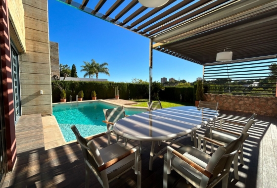 Rynek wtórny - Villa - Orihuela Costa - Dehesa de Campoamor