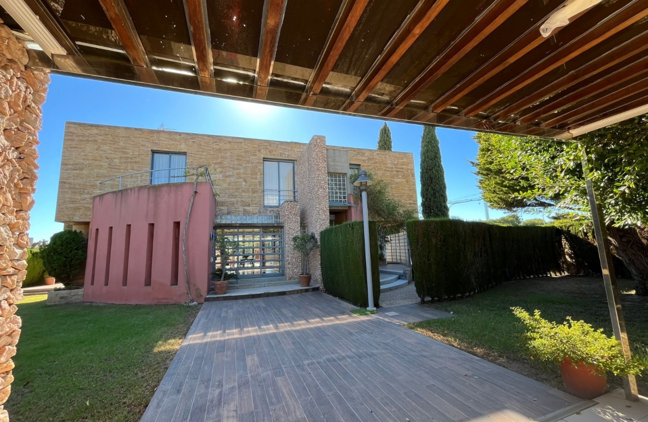 Rynek wtórny - Villa - Orihuela Costa - Dehesa de Campoamor