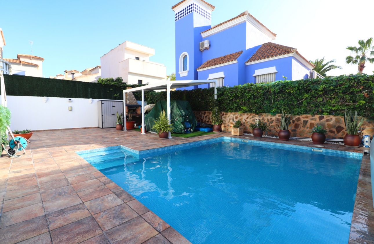 Rynek wtórny - Villa - Orihuela Costa - Villamartin