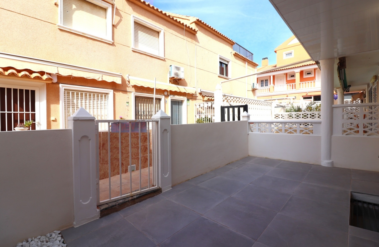Rynek wtórny - Apartament - Torrevieja - Torre La Mata
