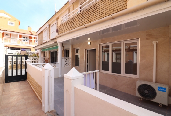 Rynek wtórny - Apartament - Torrevieja - Torre La Mata