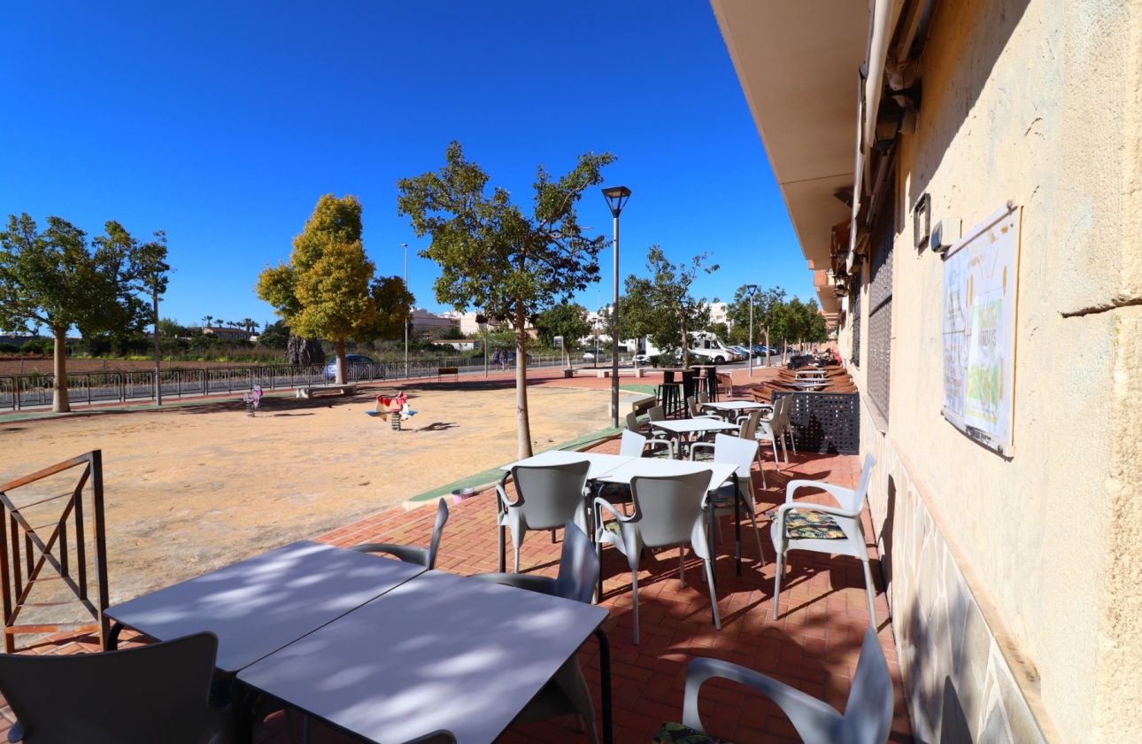 Rynek wtórny - Nieruchomość komercyjna - Formentera del Segura - Formentera - Village