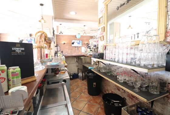Rynek wtórny - Nieruchomość komercyjna - Formentera del Segura - Formentera - Village