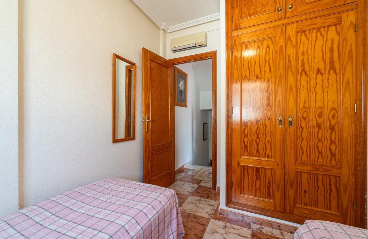 Rynek wtórny - Szeregowiec - Orihuela Costa - Playa Flamenca