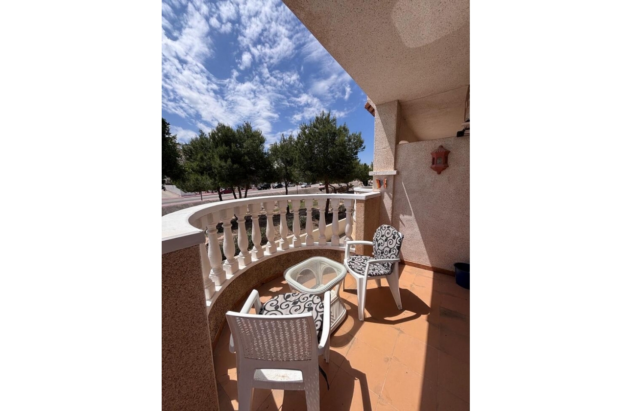 Rynek wtórny - Szeregowiec - Orihuela Costa - Costa Blanca