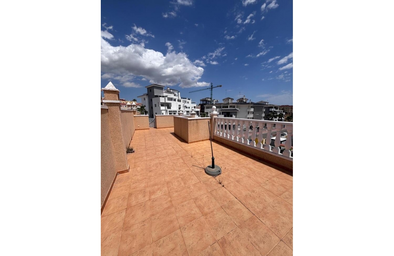 Rynek wtórny - Szeregowiec - Orihuela Costa - Costa Blanca