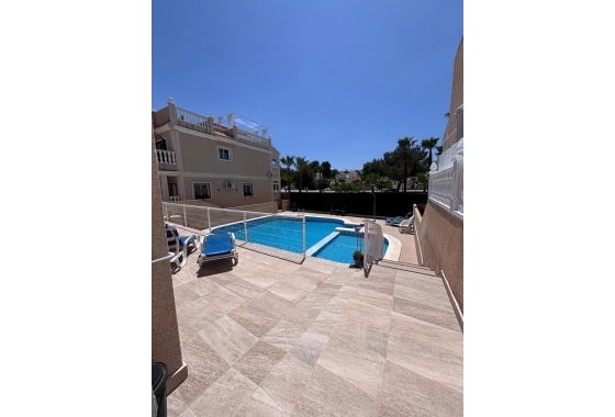 Rynek wtórny - Szeregowiec - Orihuela Costa - Costa Blanca