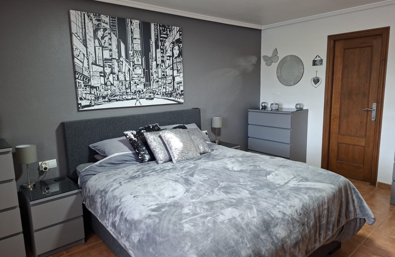 Reventa - Villa - Catral