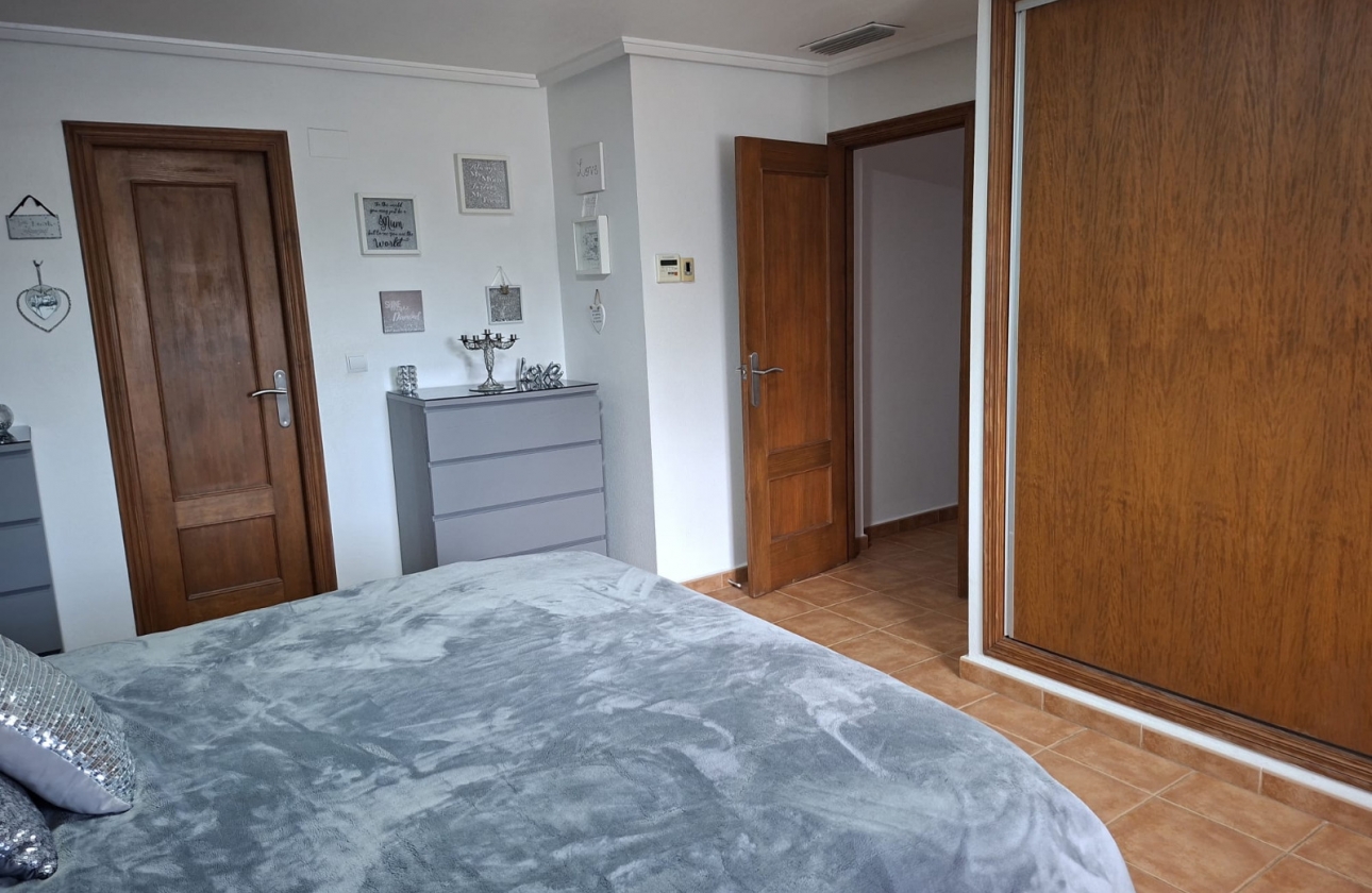 Reventa - Villa - Catral