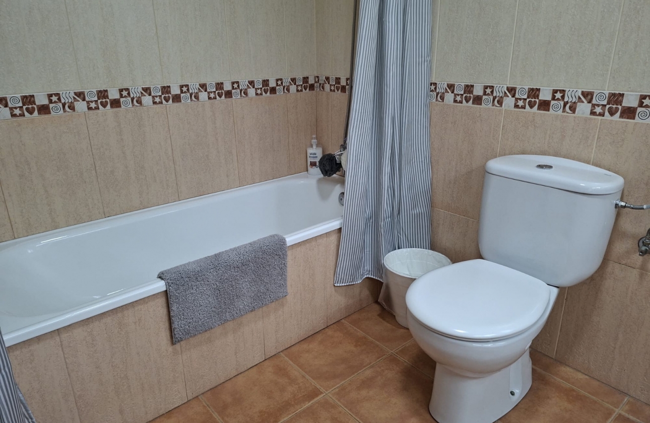 Reventa - Villa - Catral