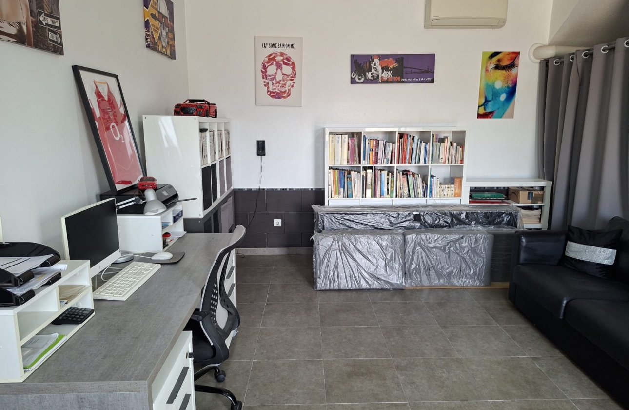 Reventa - Villa - Catral
