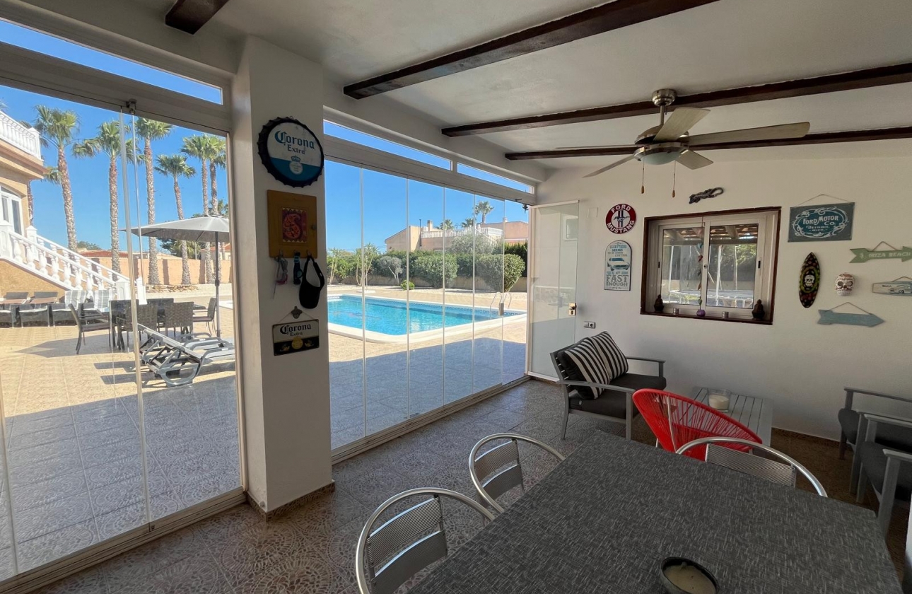 Reventa - Villa - Catral
