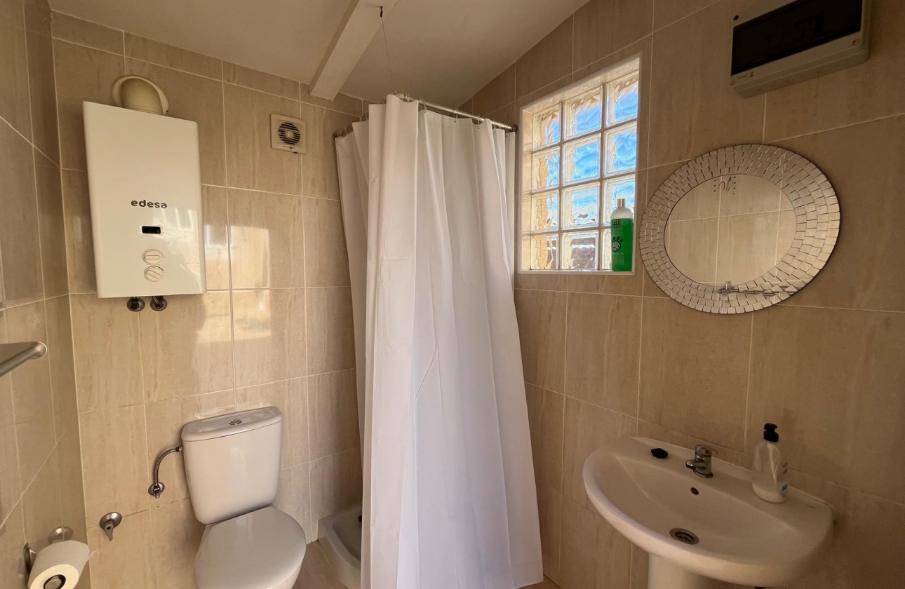 Reventa - Villa - Catral