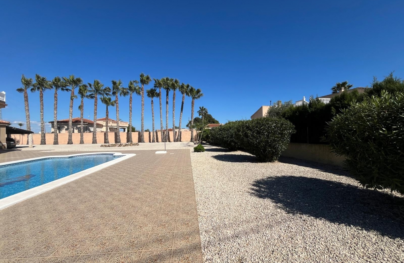 Reventa - Villa - Catral