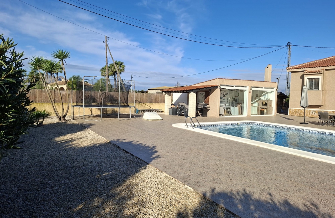 Reventa - Villa - Catral