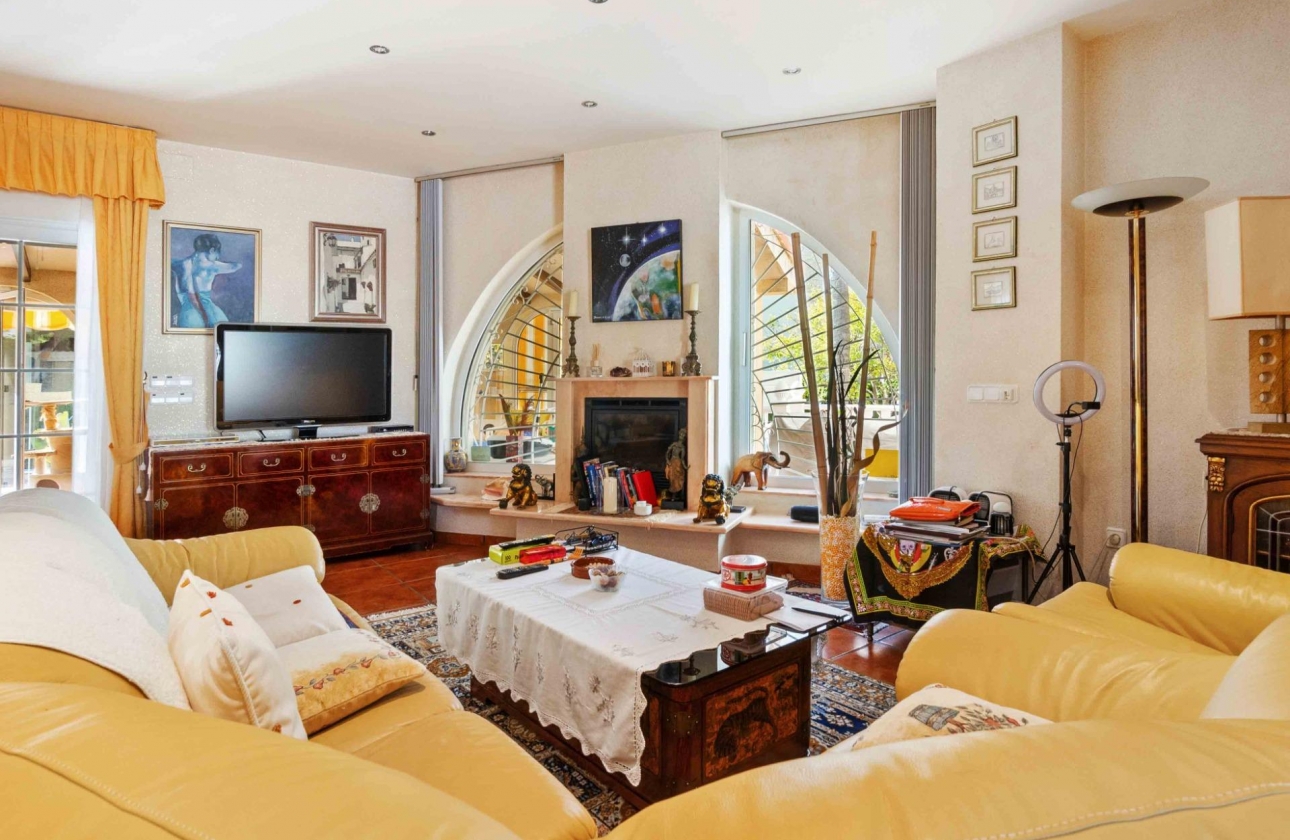 Resale - Villa - Orihuela Costa - MUY CERCA DE LA PLAYA