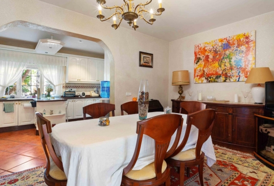 Resale - Villa - Orihuela Costa - MUY CERCA DE LA PLAYA