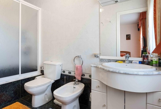 Resale - Villa - Orihuela Costa - MUY CERCA DE LA PLAYA
