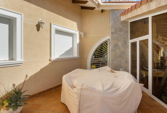 Resale - Villa - Orihuela Costa - MUY CERCA DE LA PLAYA