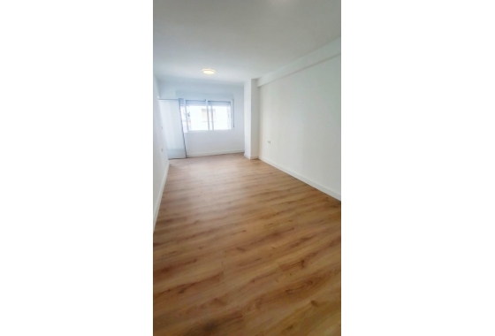 Reventa - Apartment - Torrevieja - Centro