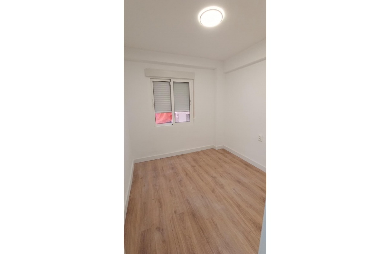 Reventa - Apartment - Torrevieja - Centro
