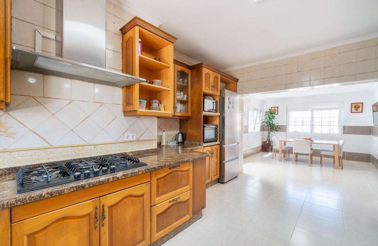 Rynek wtórny - Villa - Torrevieja - Torreta Florida