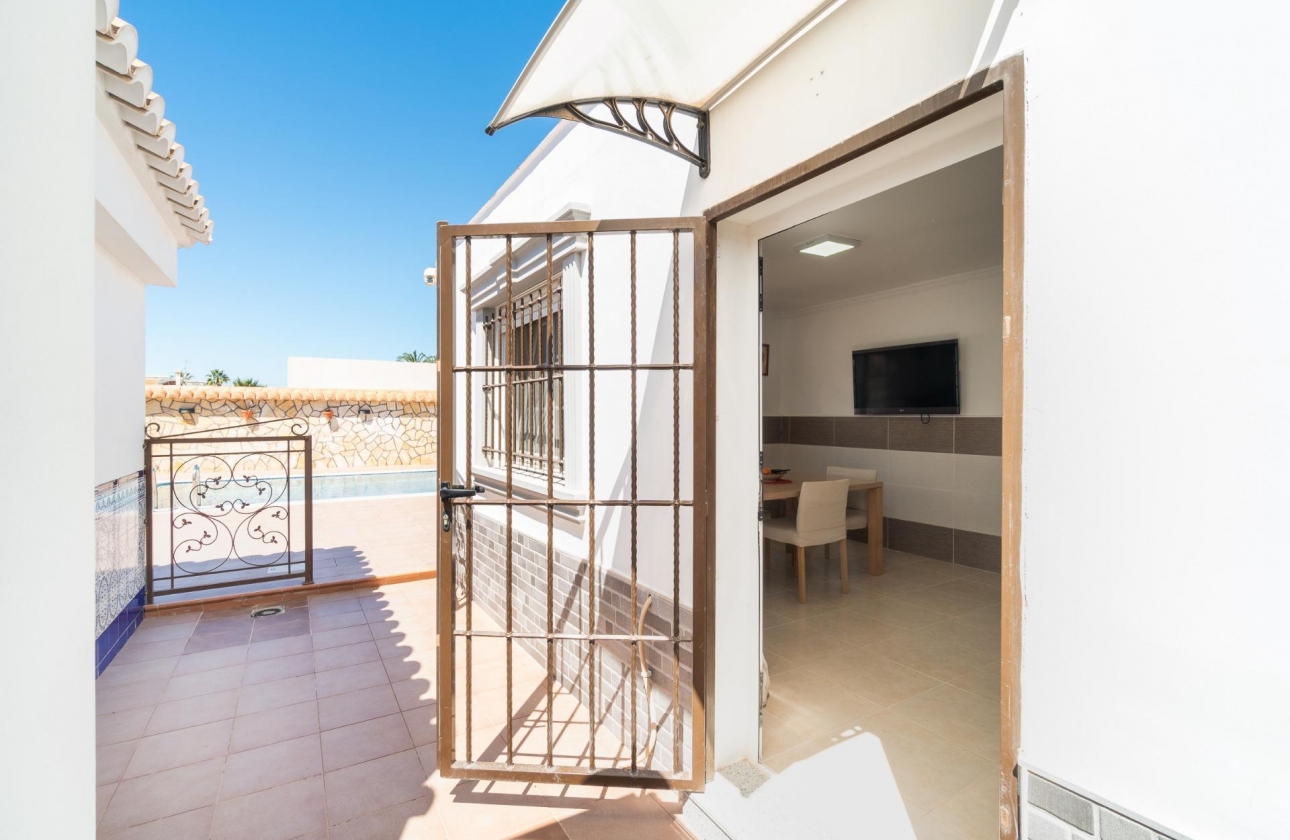 Rynek wtórny - Villa - Torrevieja - Torreta Florida